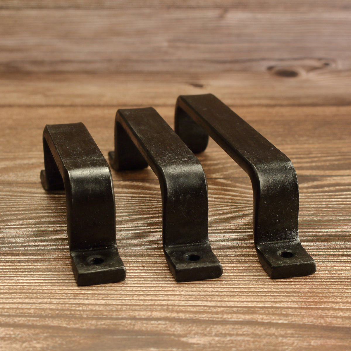 Barn Door Style Cabinet Pull - 3/4" Wide - Blackened - Individual