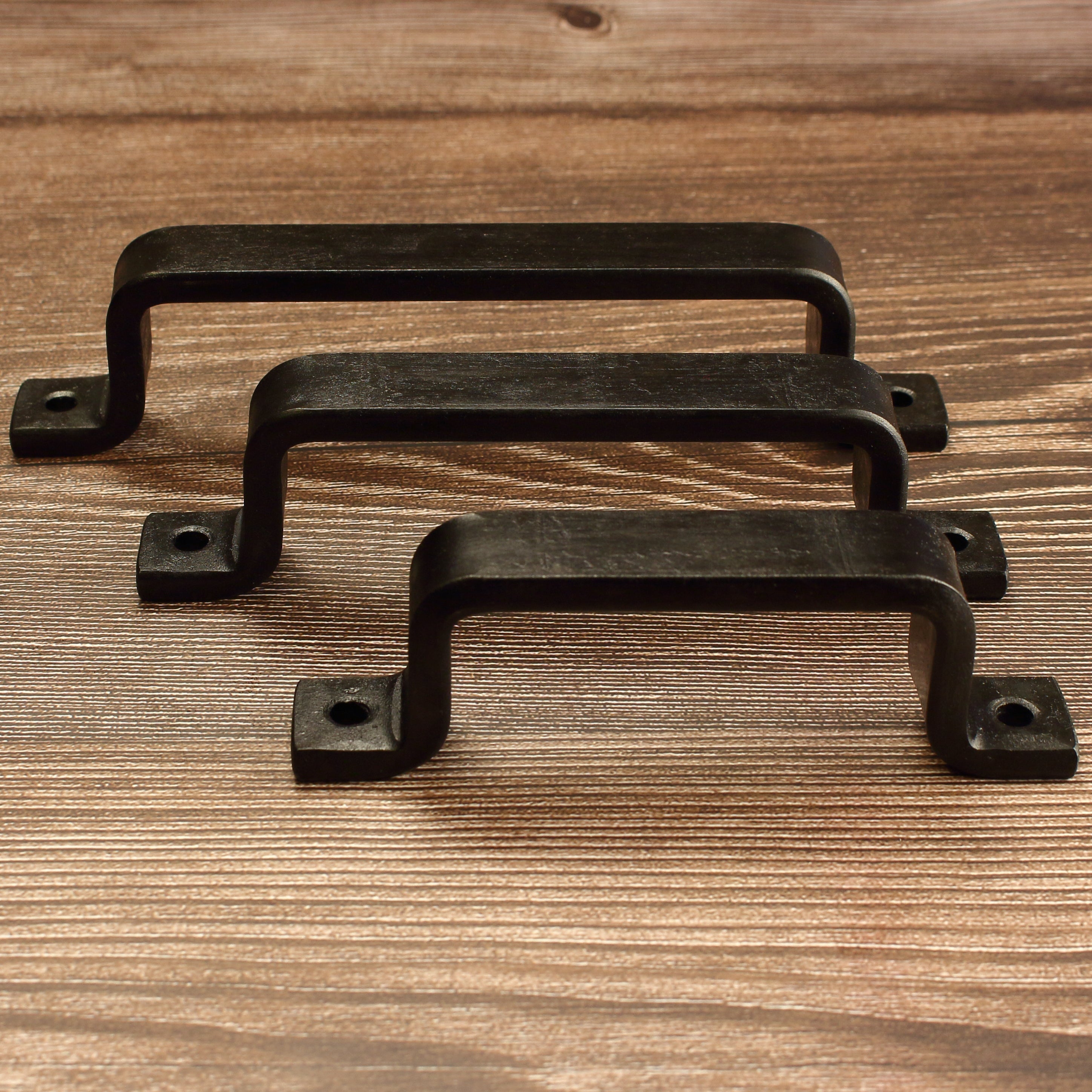 Barn Door Style Cabinet Pull - 3/4" Wide - Blackened - Individual