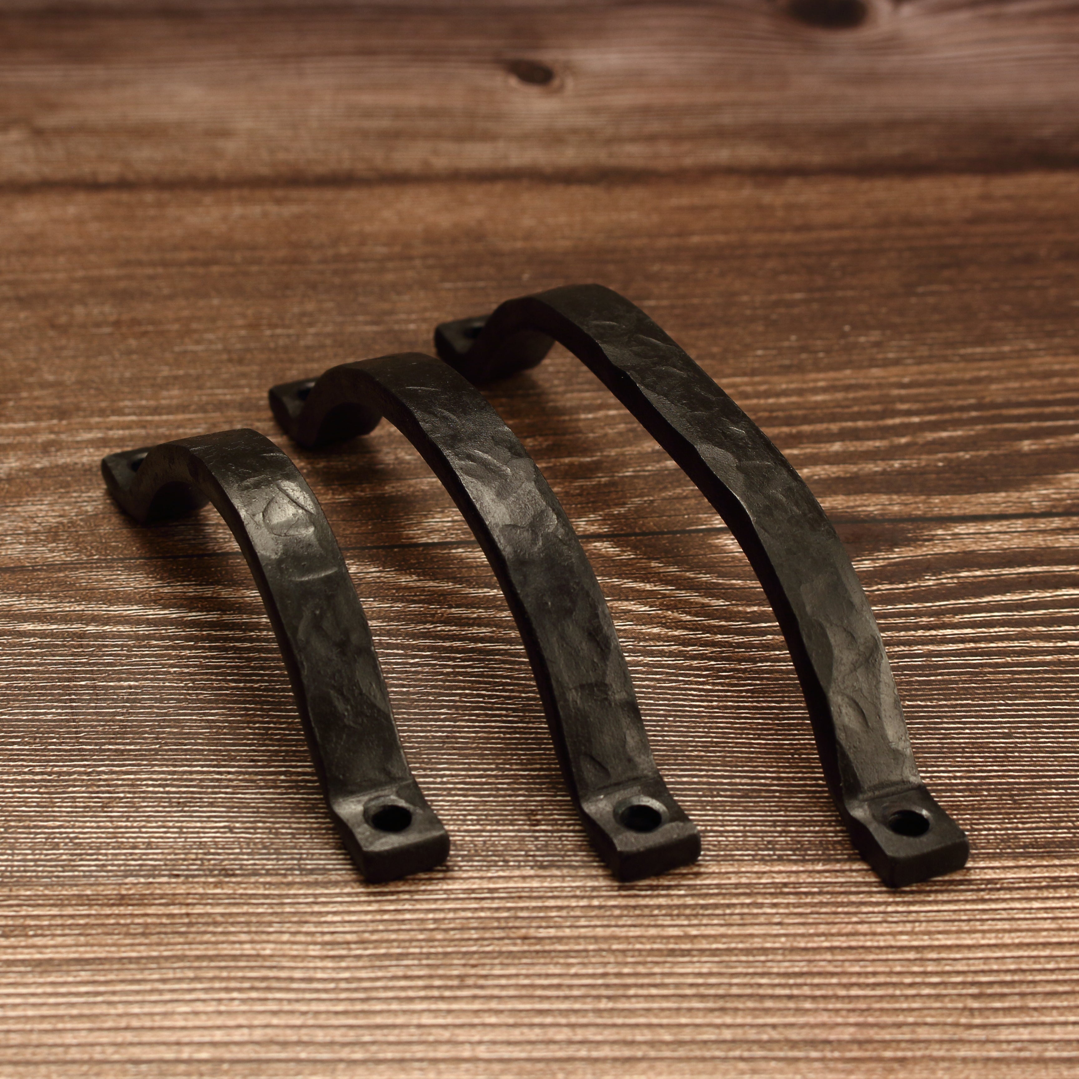 Hammered Curved Barn Door Style Cabinet Pull - 1/2" Wide - Blackened - Individual