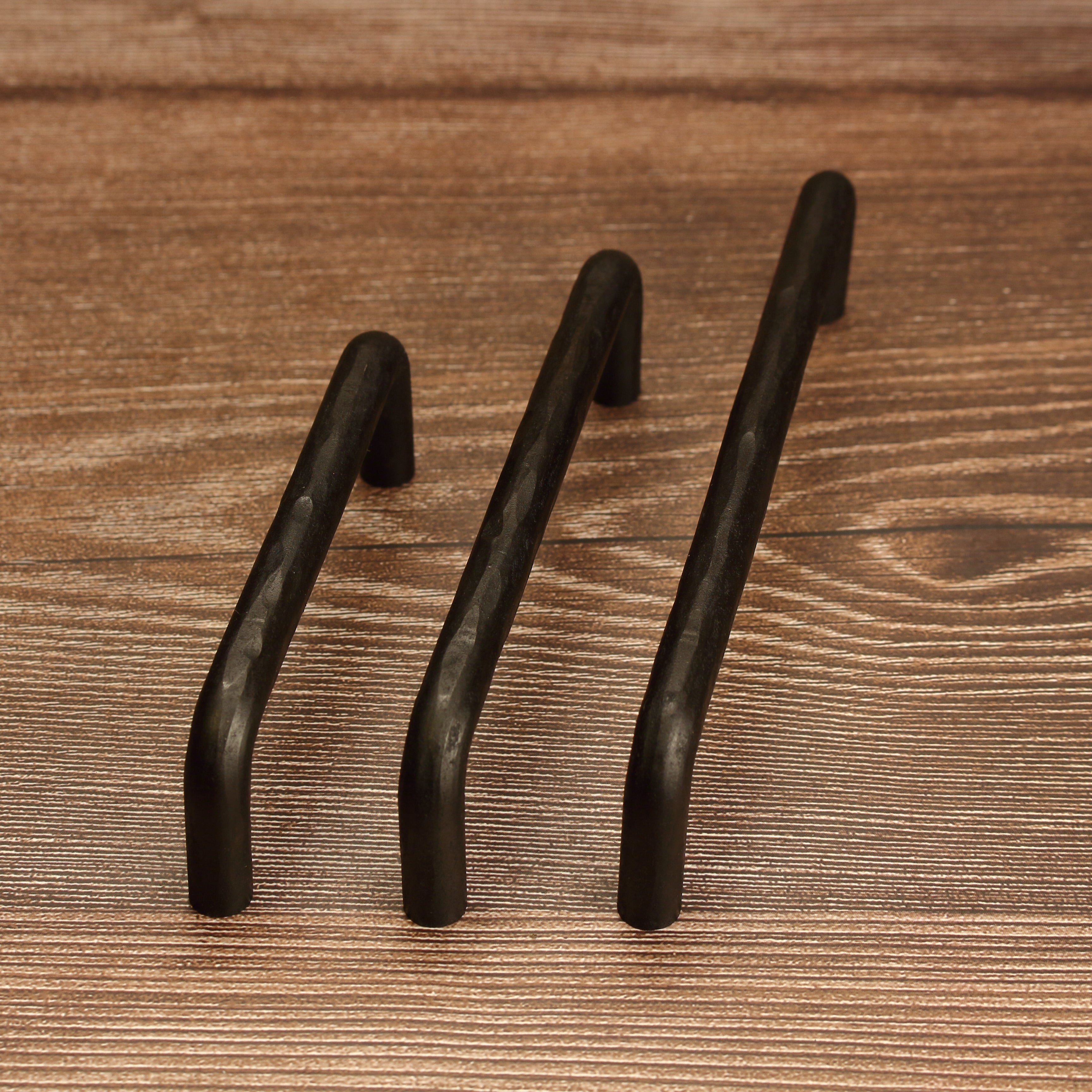 Hammered Round Threaded Cabinet Pull - Blackened - Individual