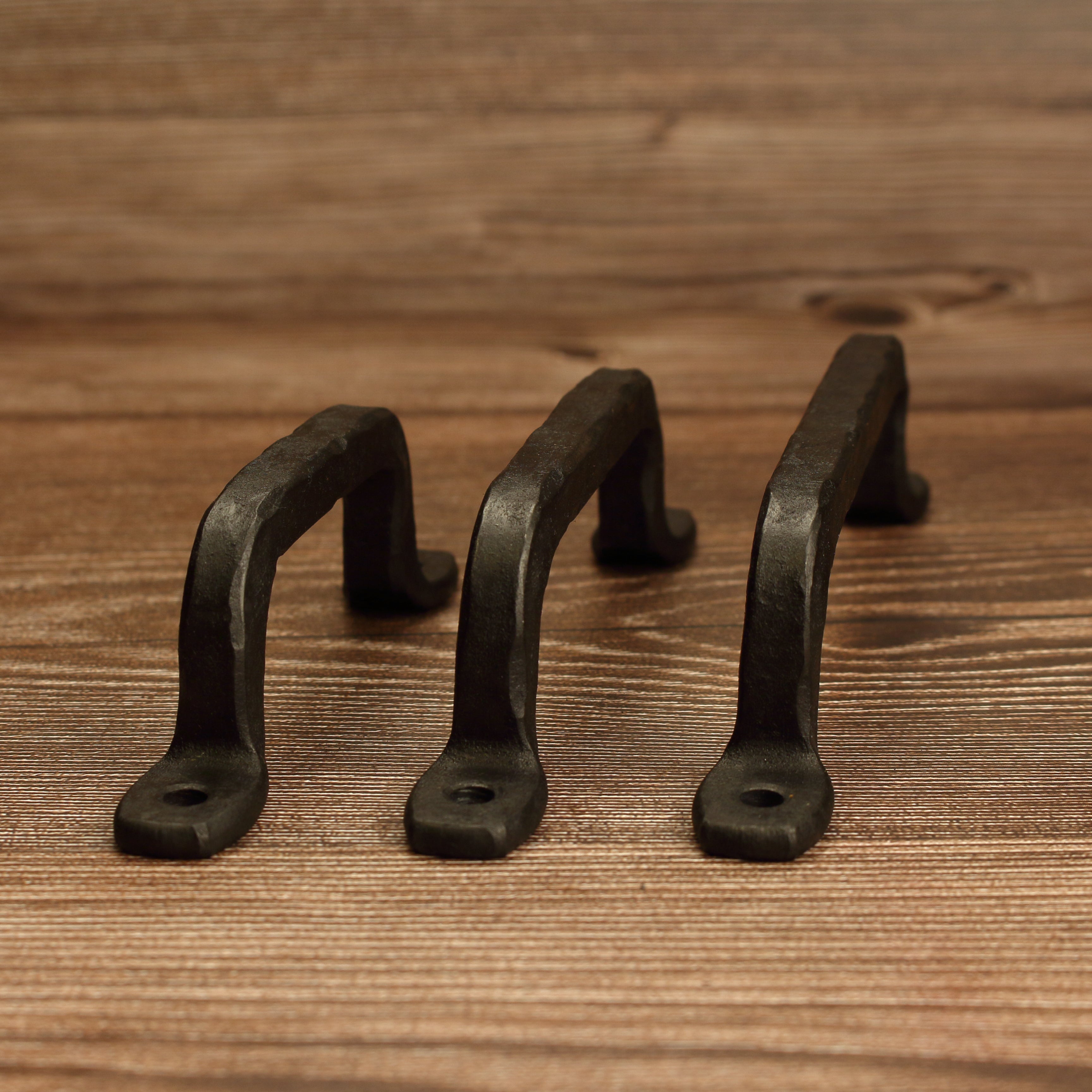 Hammered Square Foot Cabinet Pull - Blackened - Individual