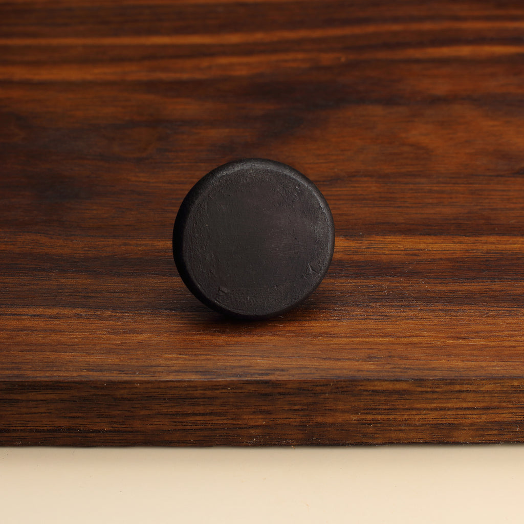 Minimalist Circular Knob - Blackened - Individual