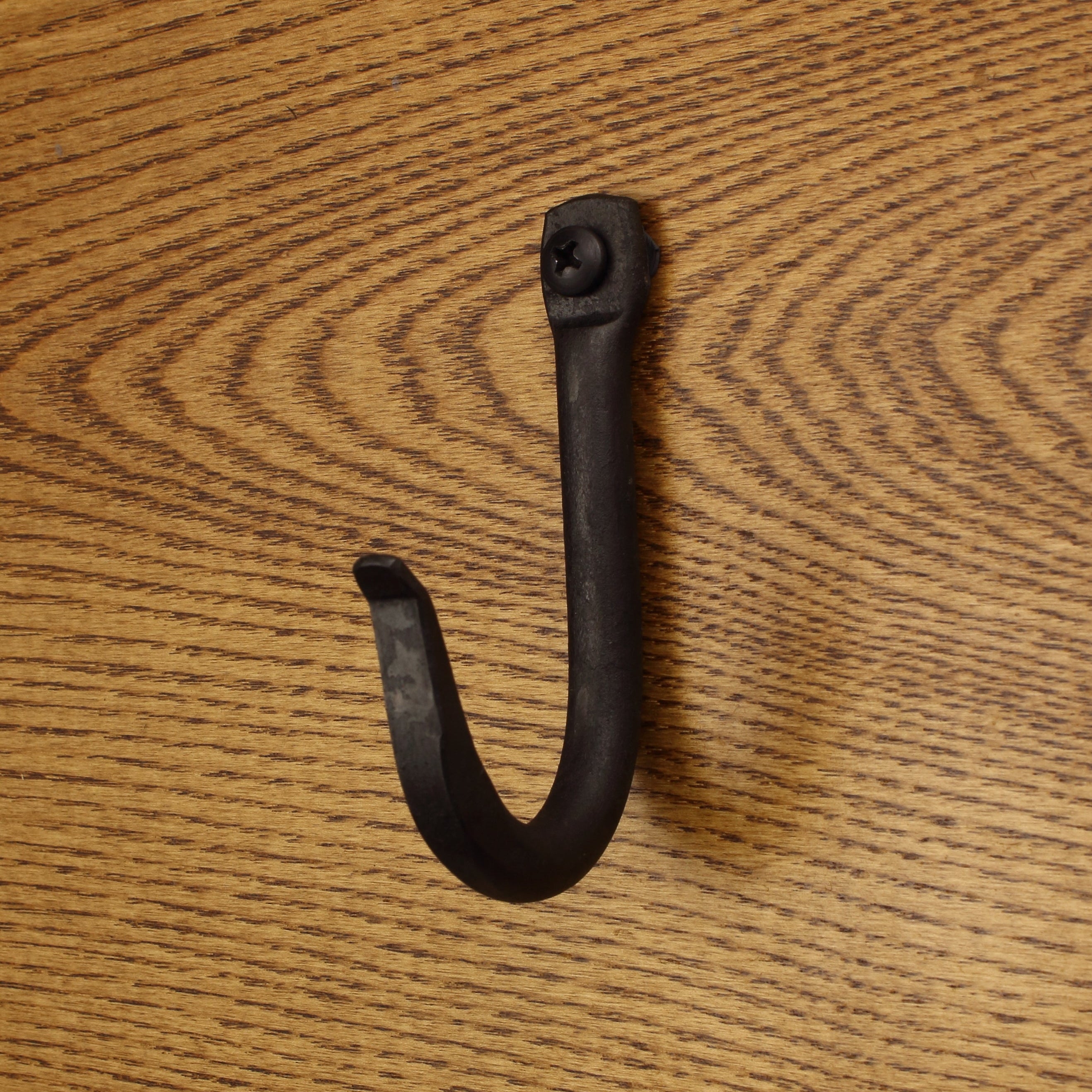 Large Round Hook - Individual