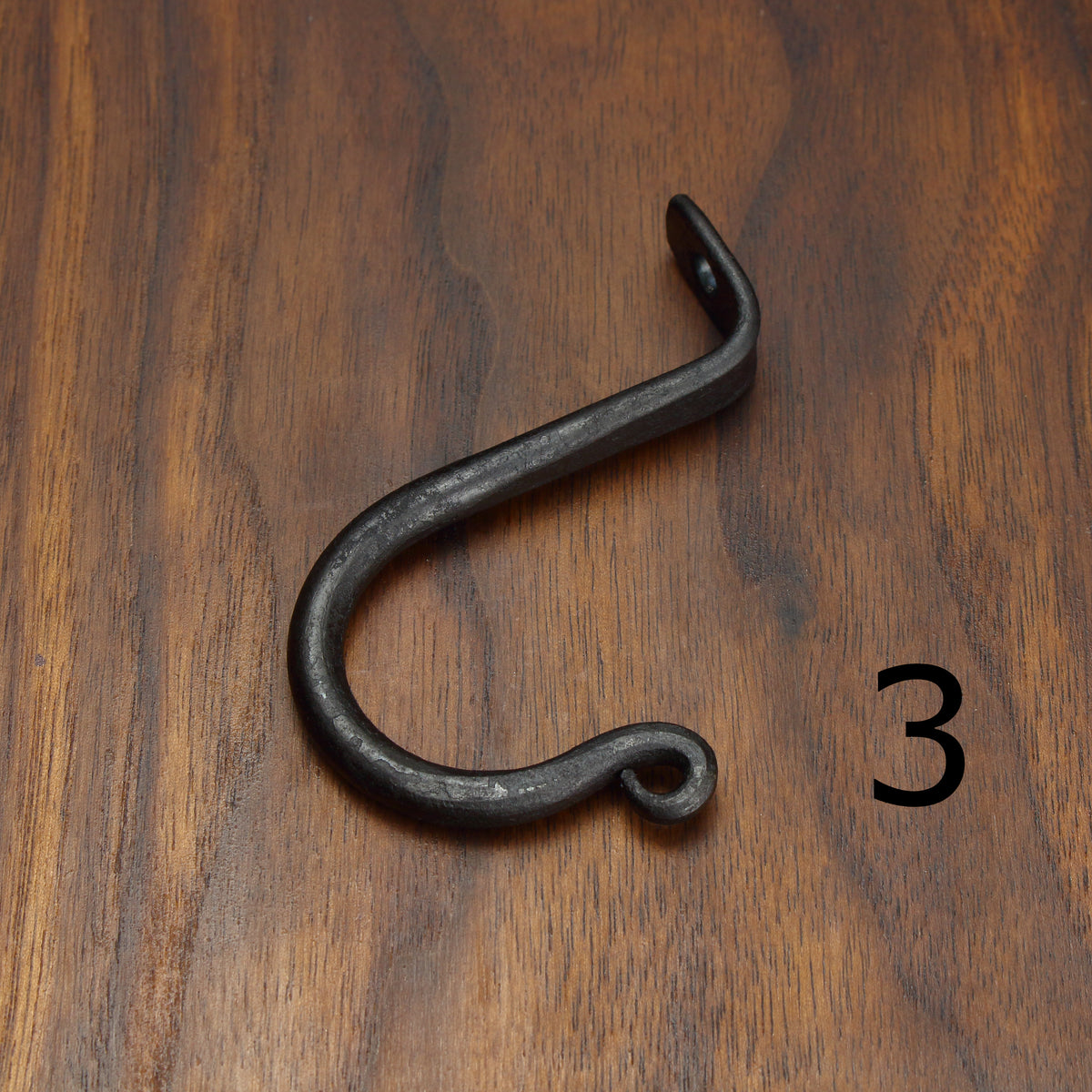 Under Hook - Individual