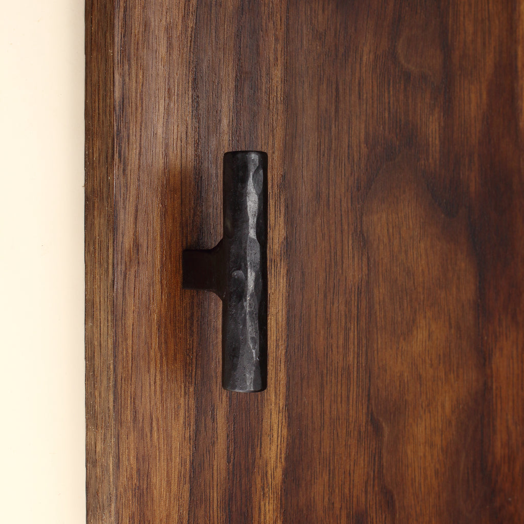 Hammered Round Tee Knob - Blackened - Individual