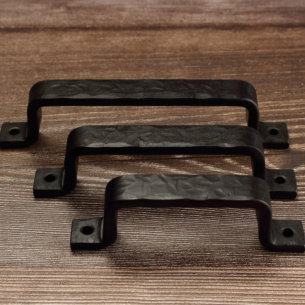 Hammered Barn Door Style Cabinet Pull - 3/4" Wide - Blackened - Individual