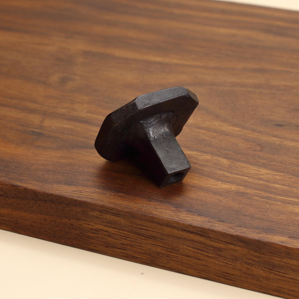Octagon Hammered Knob - Blackened - Individual