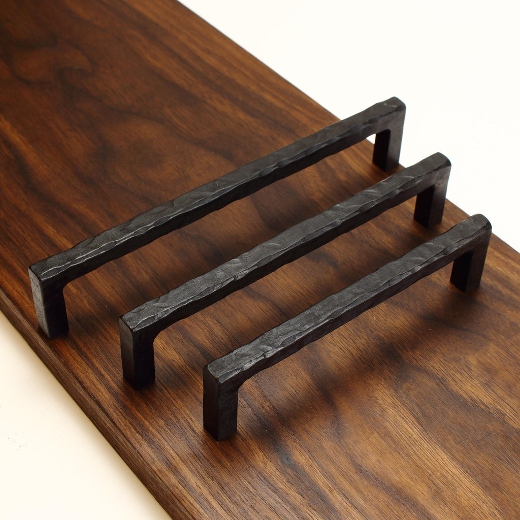 Hammered End Stem Cabinet Pull - Blackened - Individual