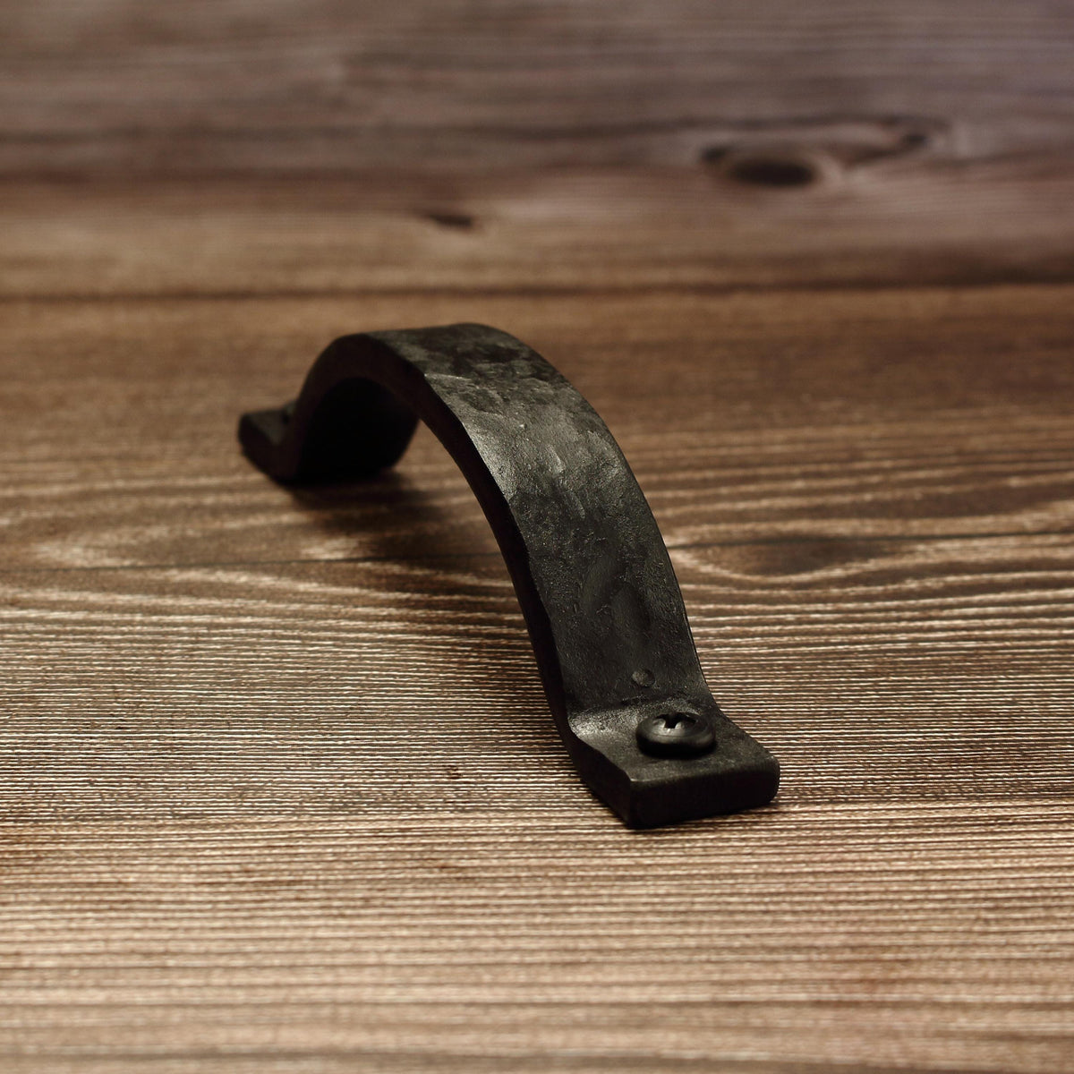 Hammered Curved Barn Door Style Cabinet Pull - 3/4" Wide - Blackened - Individual