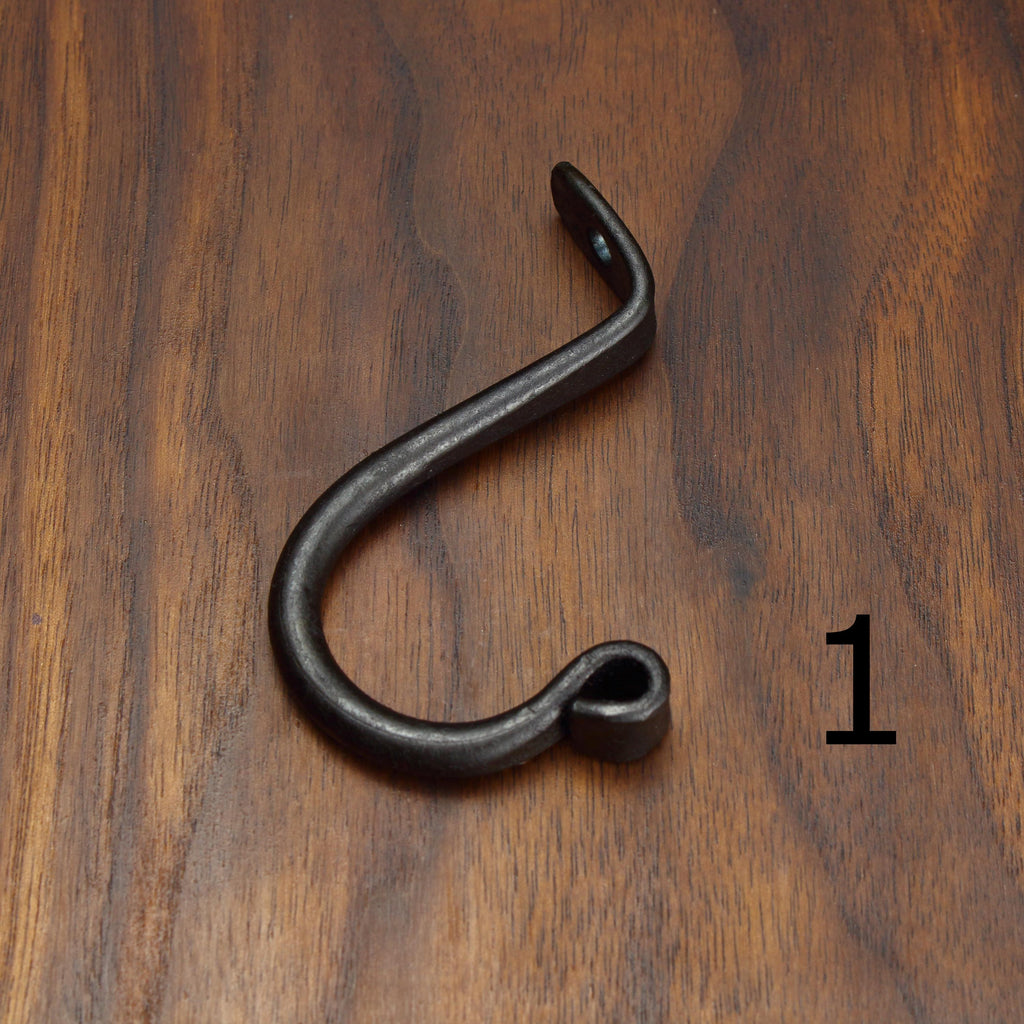 Under Hook - Individual
